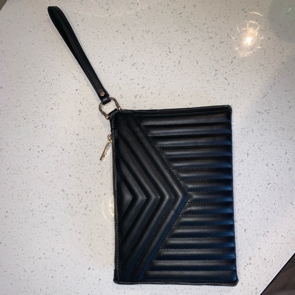 Black Wristlet - Picture 3 of 4